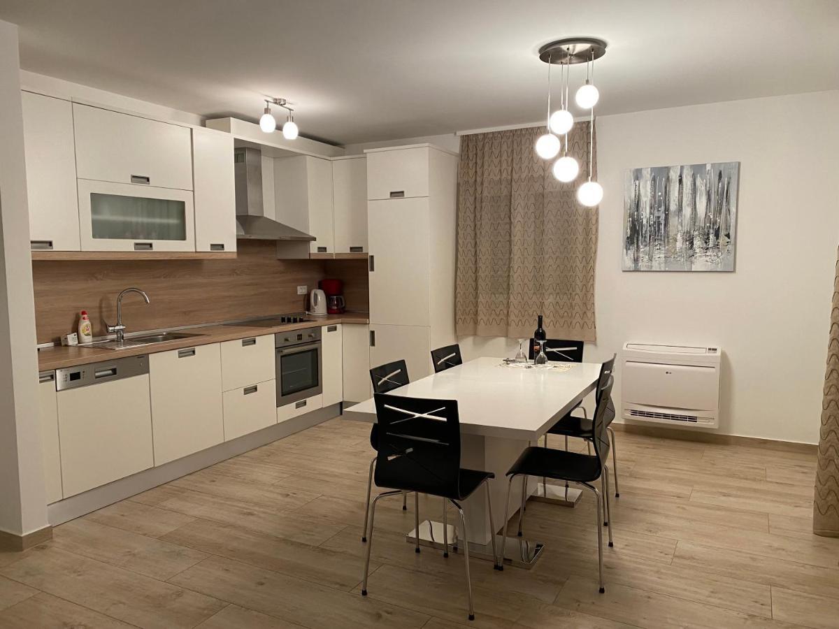 Apartments Carpe Diem Primošten Eksteriør billede