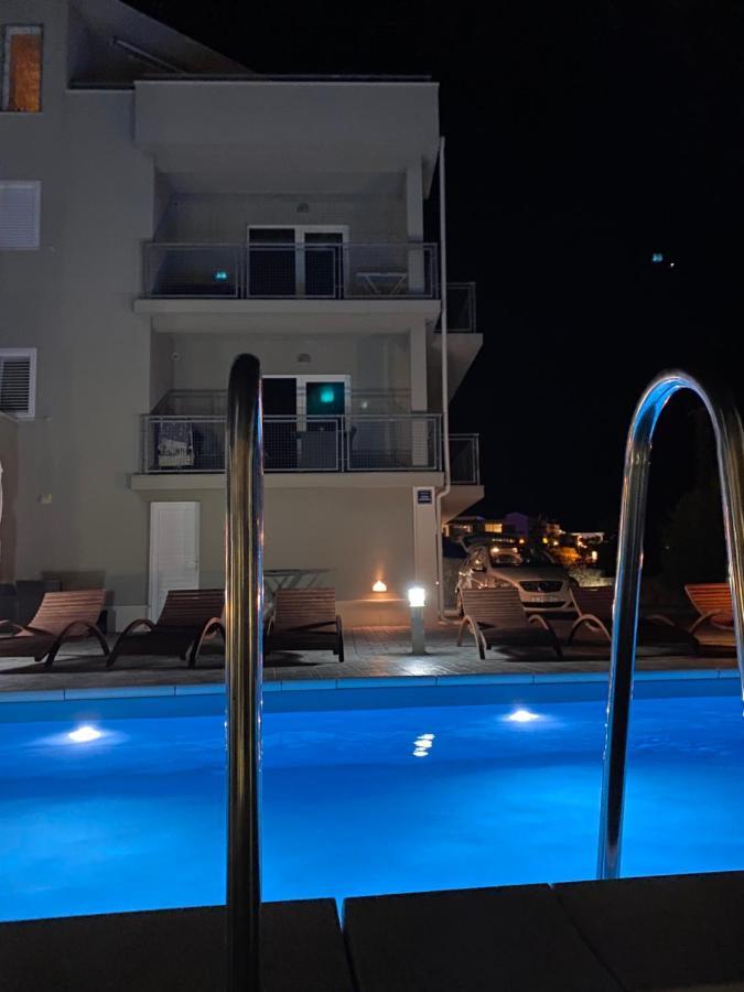 Apartments Carpe Diem Primošten Eksteriør billede