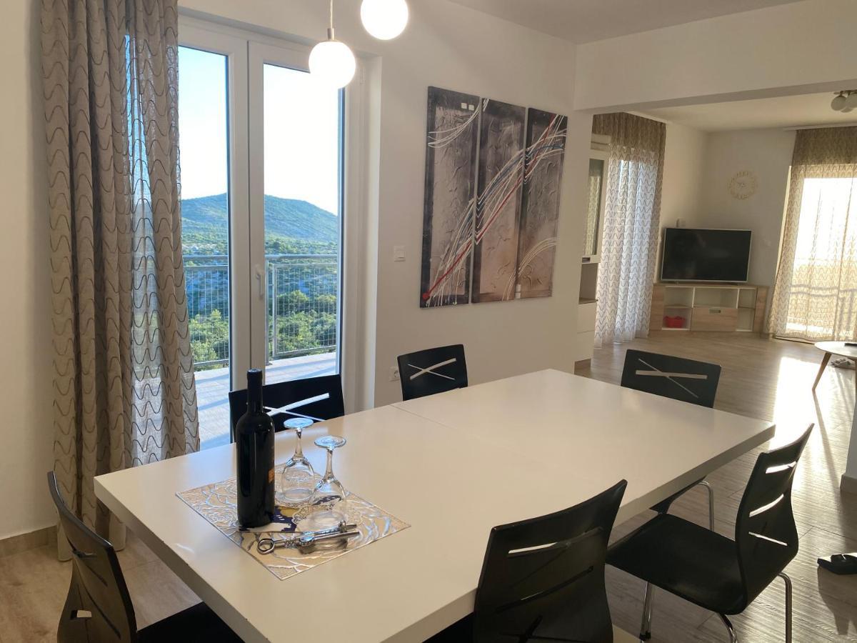 Apartments Carpe Diem Primošten Eksteriør billede